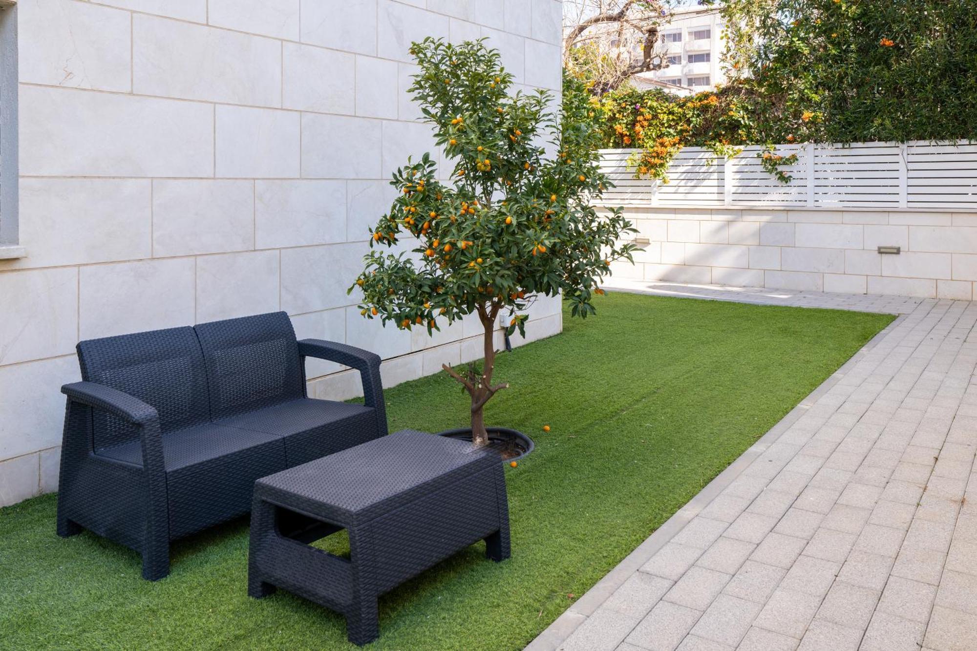 Balfour Sea View City Center Nahariya Exterior foto